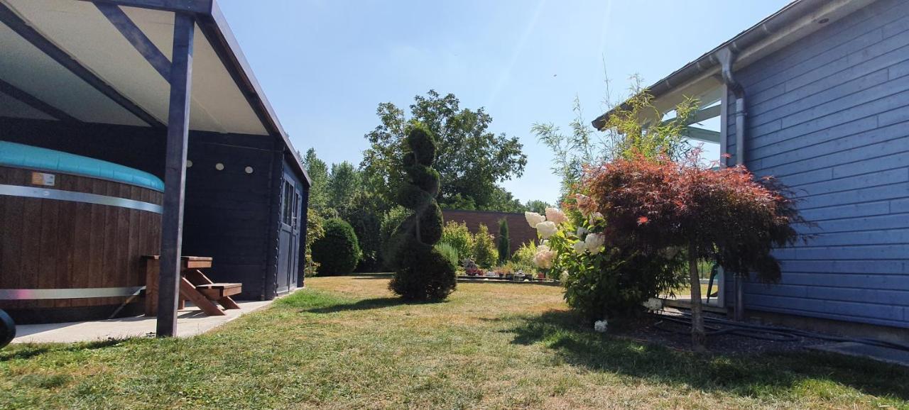 Gite Et Chambre D'Hotes En Champagne Courtisols Buitenkant foto